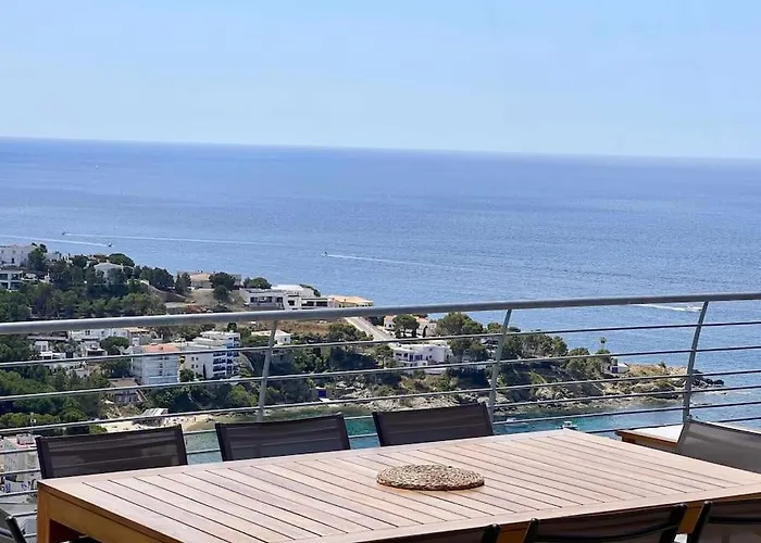 Villa Con Piscina Sobre La Almadrava
